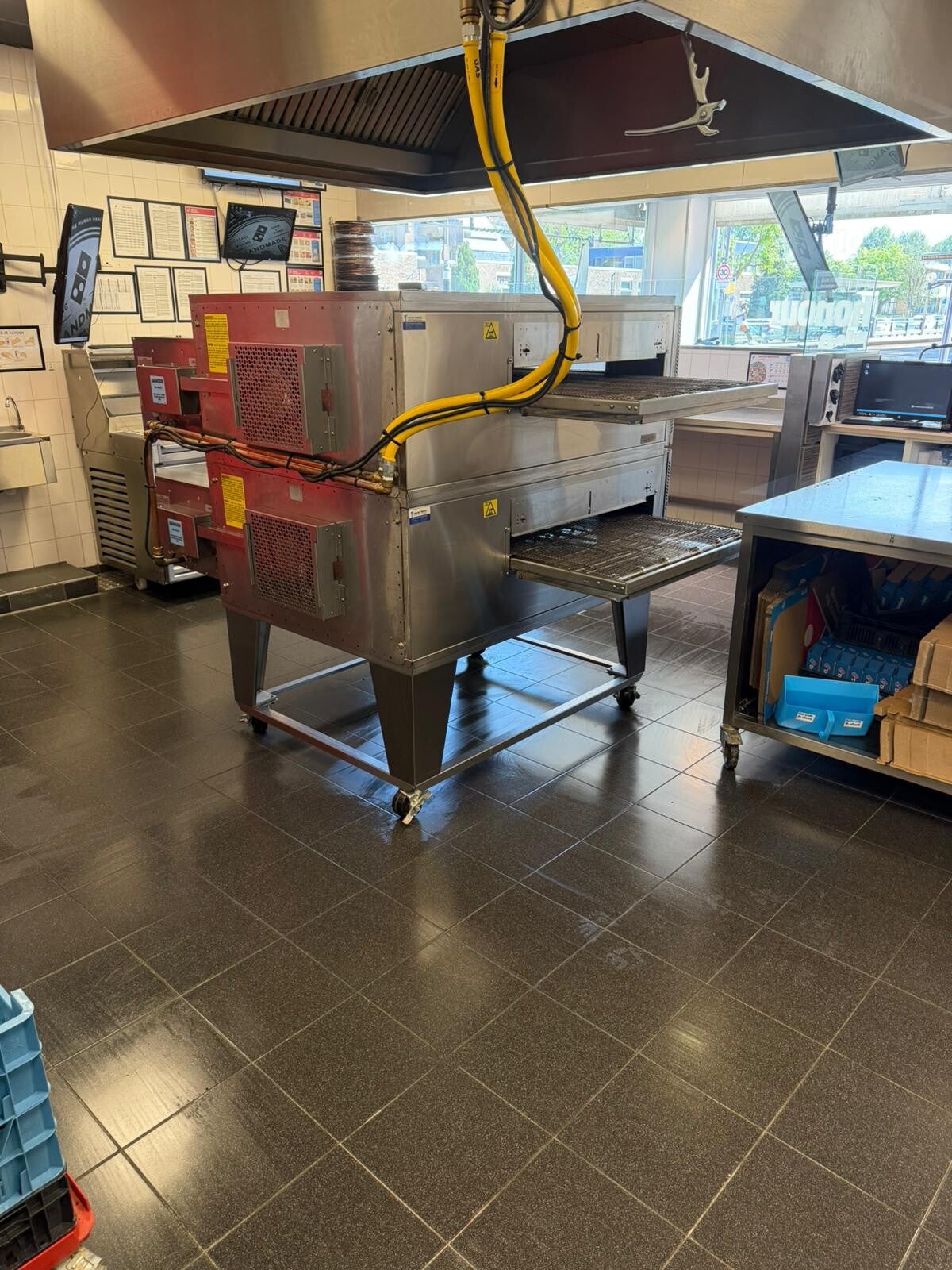 Schone oven na reiniging